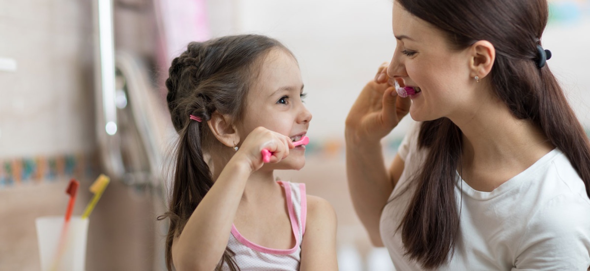 How to Get Your Child to Brush Their Teeth – 6 Simple Tips