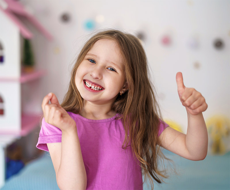 ensuring-the-dental-well-being-of-your-child-the-importance-of-choosing-the-right-toothbrush-strip4